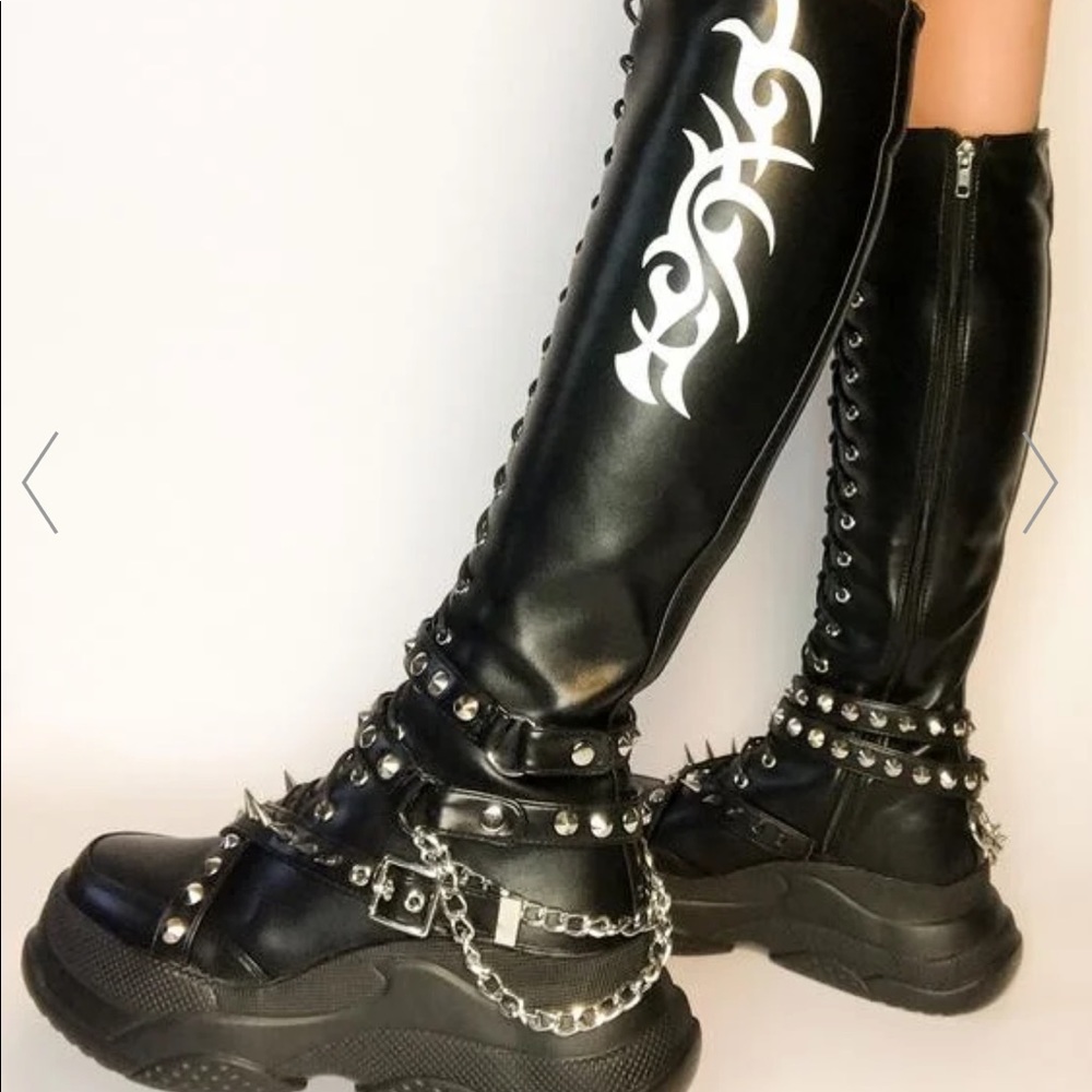 Lamoda tattoo Print KNEE HIGH COMBAT BOOTS